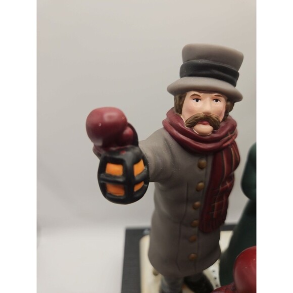 Vintage Christmas Lighted Carolers Musical Holiday Scene Figure 11" - Picture 6 of 16